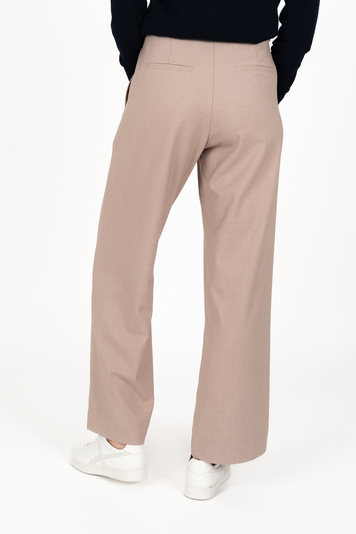 Cosmo Pant