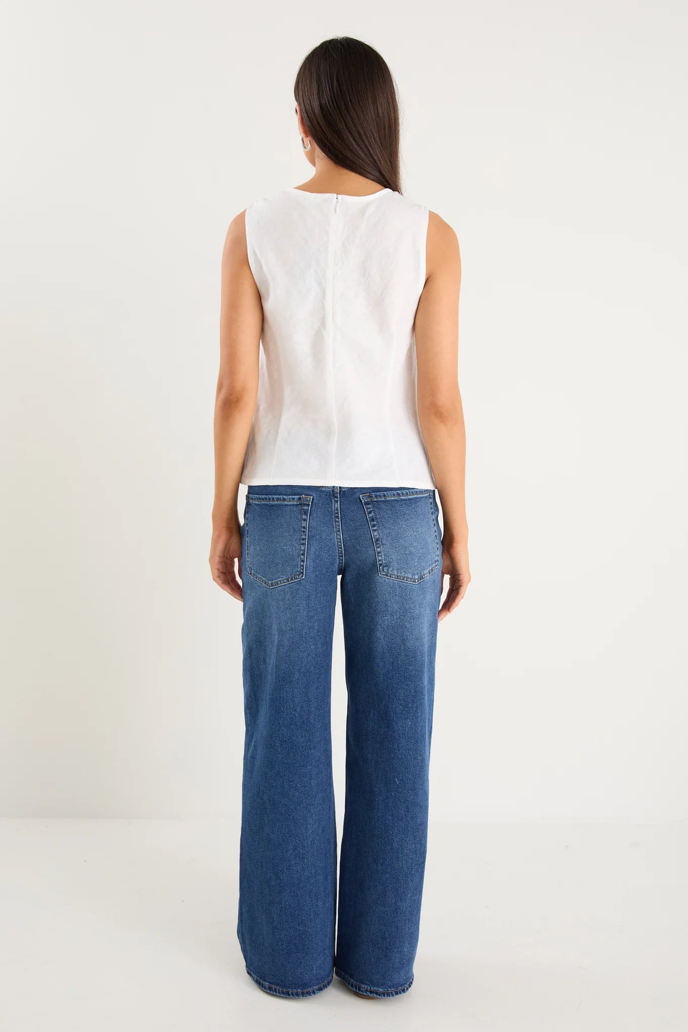 Shoreline Linen Bias Sleeveless Shell Top - Salt & Sand Clothing