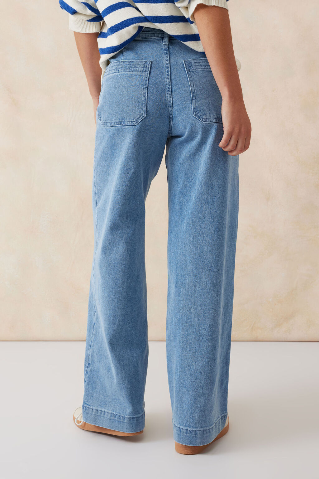 Wide Leg Patch Pocket Jean