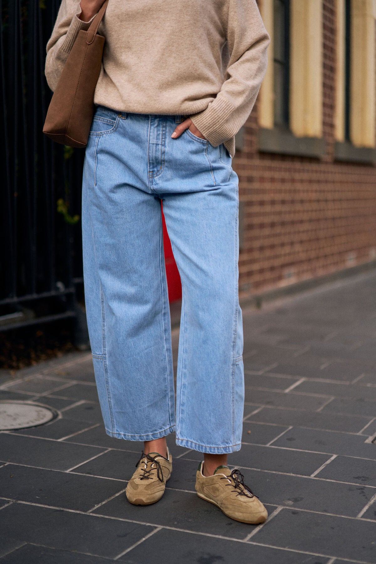 Demi Darted Barrel Jean - Salt & Sand Clothing