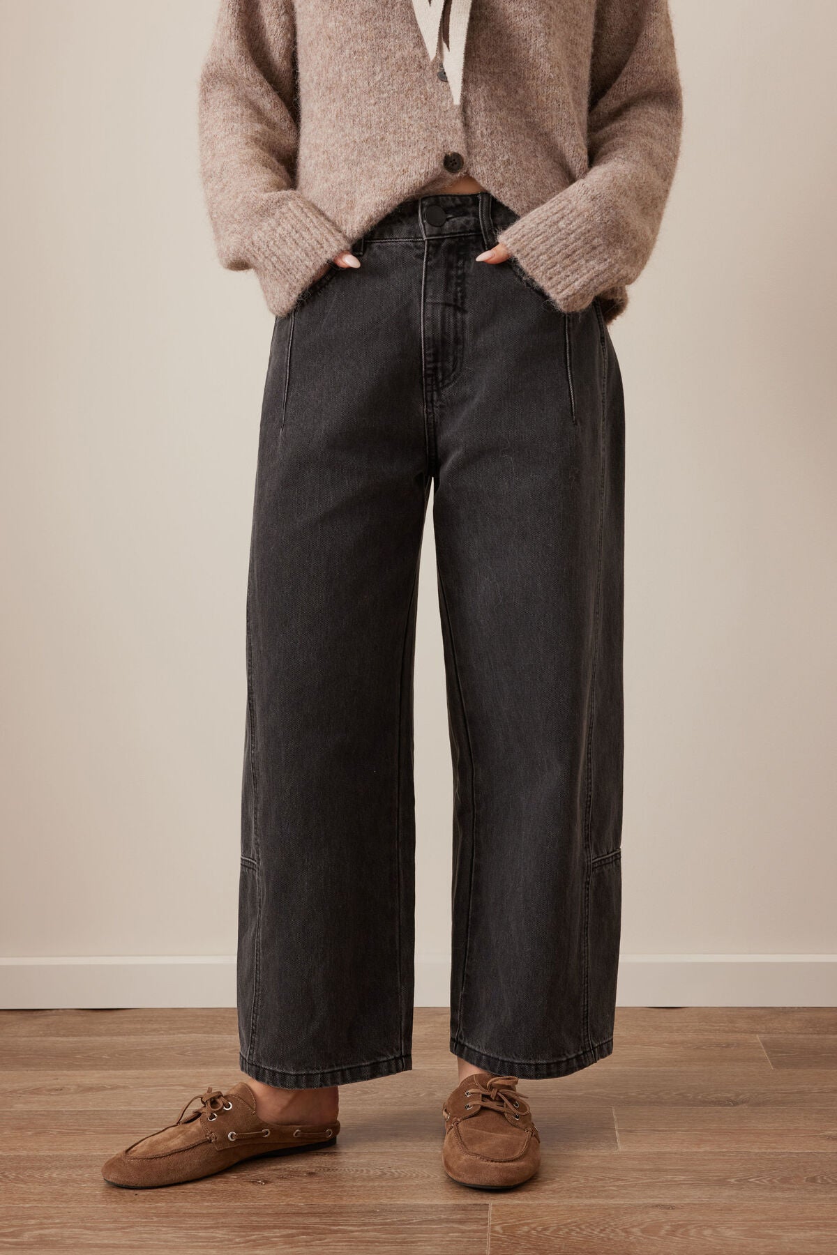 Demi Darted Barrel Jean - Salt & Sand Clothing