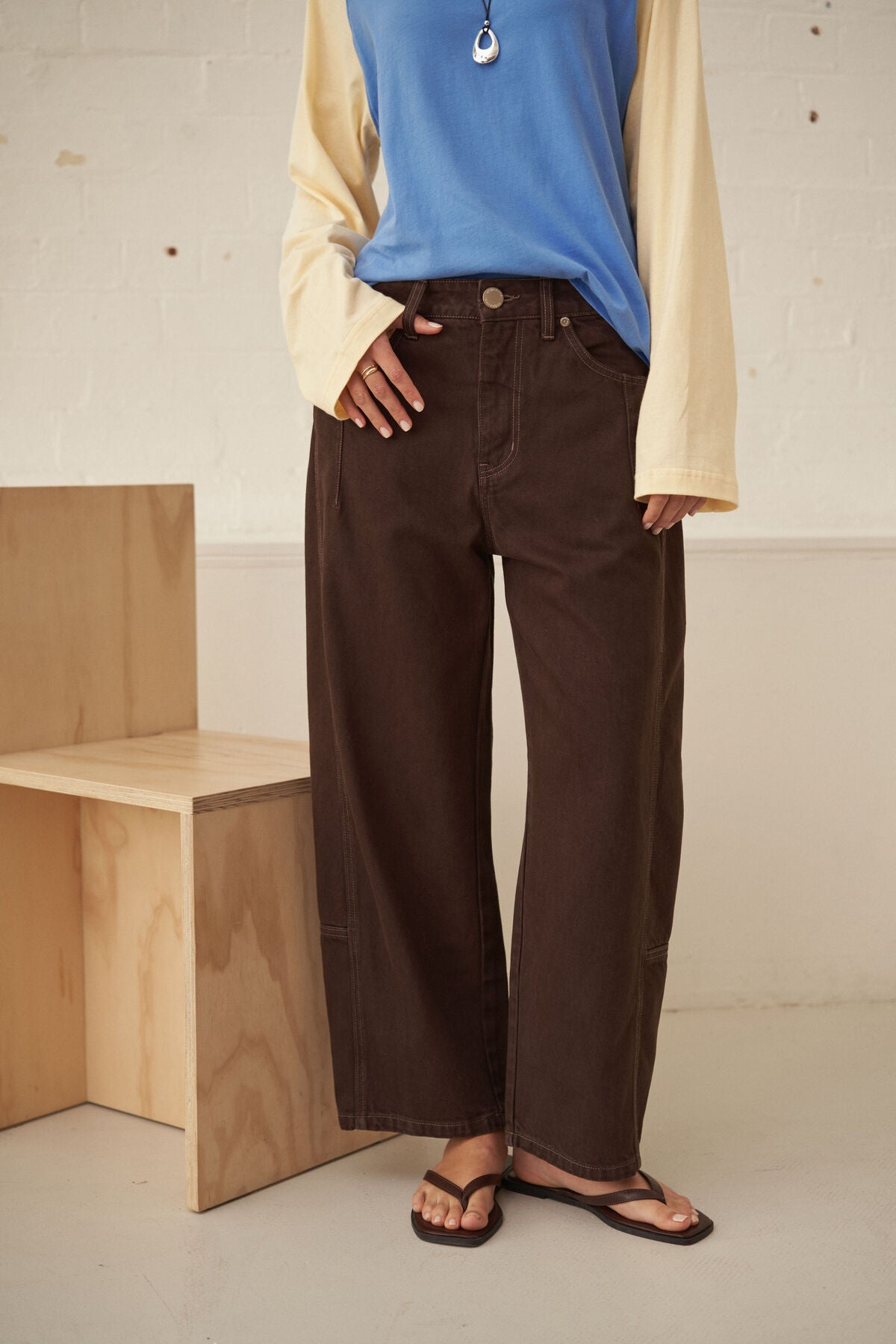 Demi Darted Barrel Jean - Salt & Sand Clothing