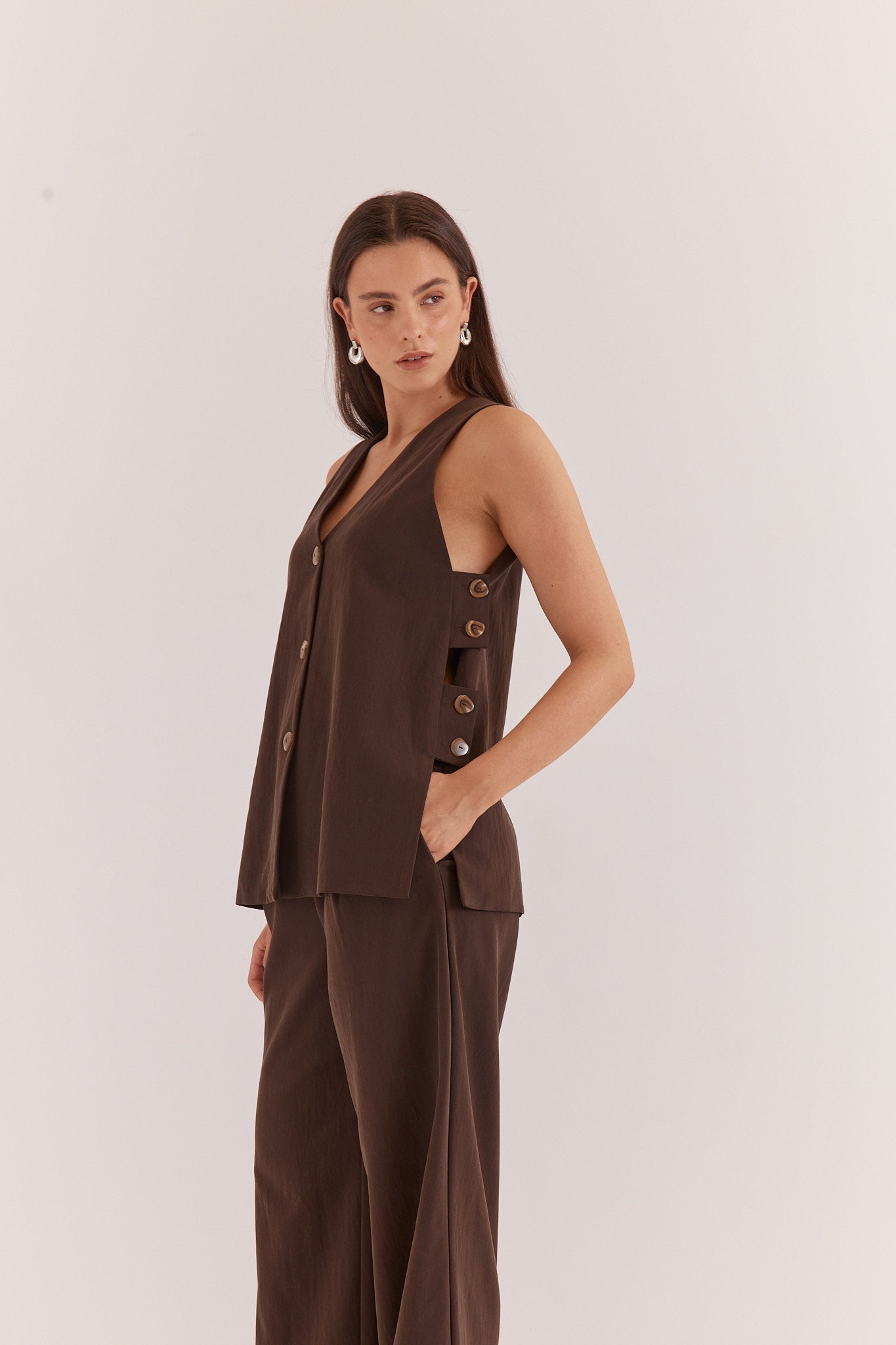 Nevra Side Panel Vest