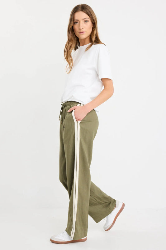 Vibe Jacquard Stripe Wide Leg Pants
