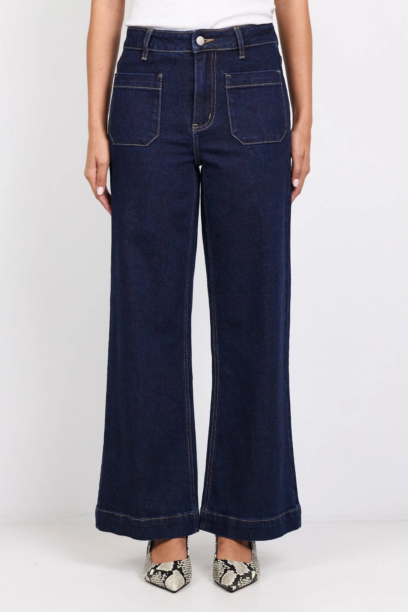 Zoey PETITE High Rise Wide Leg Pocket Jean